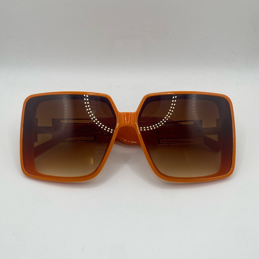 MUTYNE Orange RETRO Rectangular Square Oversized Sunglasses - GRADIENT LENSES